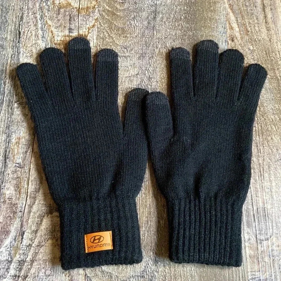 Hyundai  | Winter Set - Picture 2 of 10